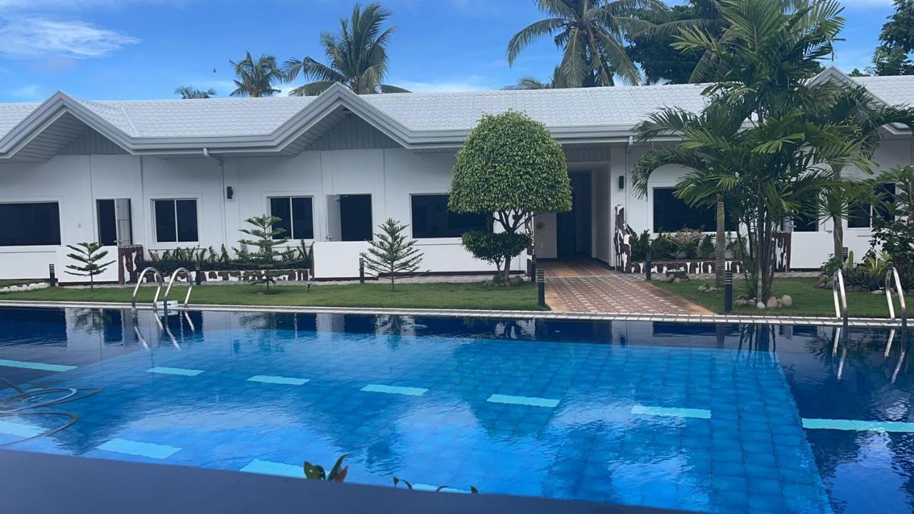 Adela Resort Panglao Exterior foto